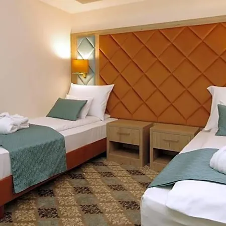 Wellness 4* Gyula